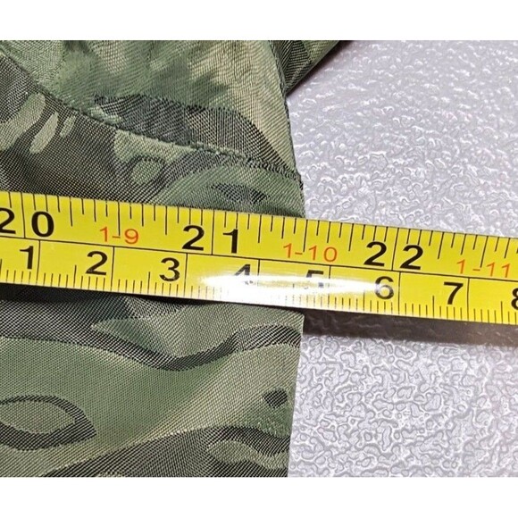 The North Face Mens S Millerton Green Camo Dryvent Hooded Raincoat - Picture 11 of 16